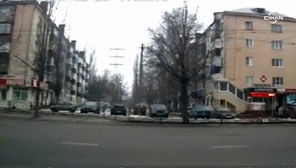 Rusya’da zincirleme kaza kamerada: 5 araç bir birine girdi