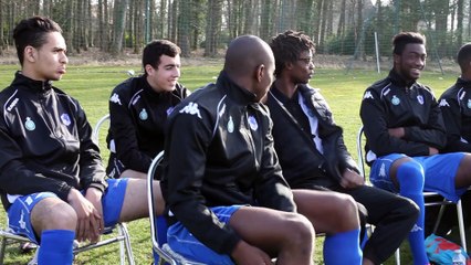 Les U-17 de la JA Drancy face à l'équipe de France U16 à Clairefontaine