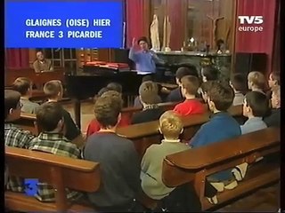 FUNERAILLES DE CHARLES TRENET_(1/2)-Paris 23/02/12001