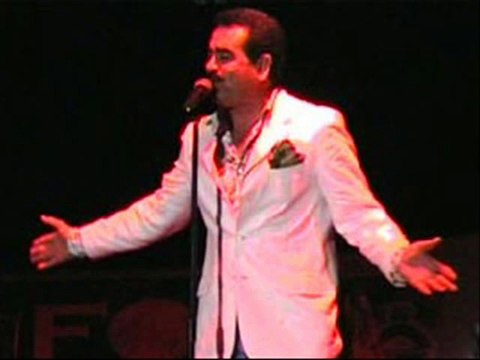 İbrahim Tatlıses - SEVMEYİ DENE - [[Arabesk Style..]]