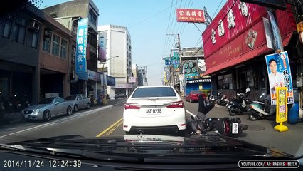 Motorcycle Crashes and Fails Compilation 2015 Episode 7