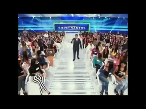 SILVIO SANTOS AGRADECE BISPO EDIR MACEDO AO VIVO NO SBT