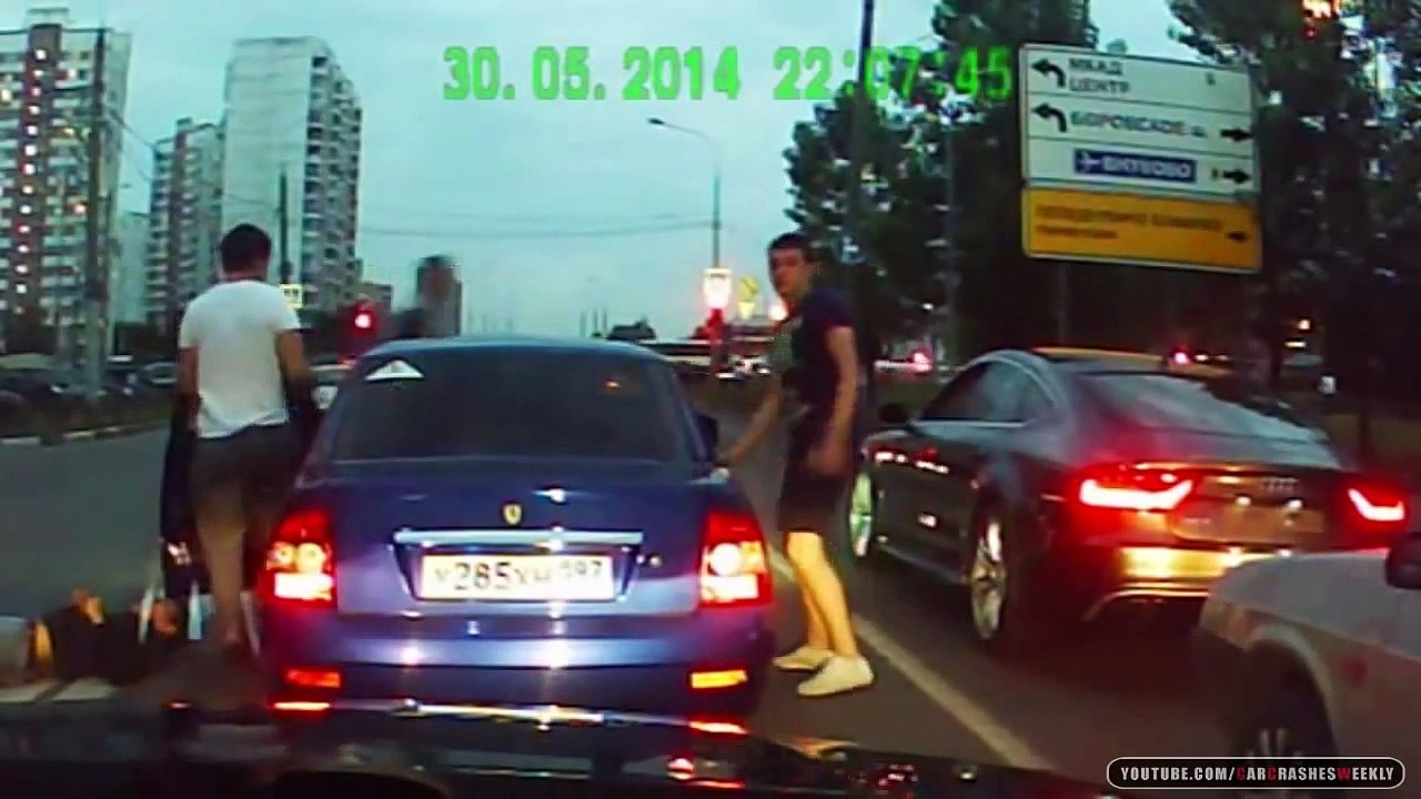 Road Rage 2014   Fights caught on camera   Episode 4