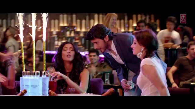 'Birthday Bash' FULL VIDEO SONG - Yo Yo Honey Singh, Alfaaz - Dilliwaali Zaalim Girlfriend