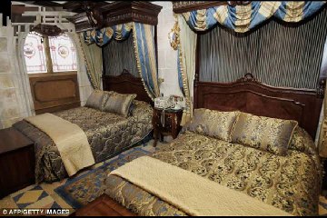 Why Disney’s New Cinderella Is the Anti-Frozen