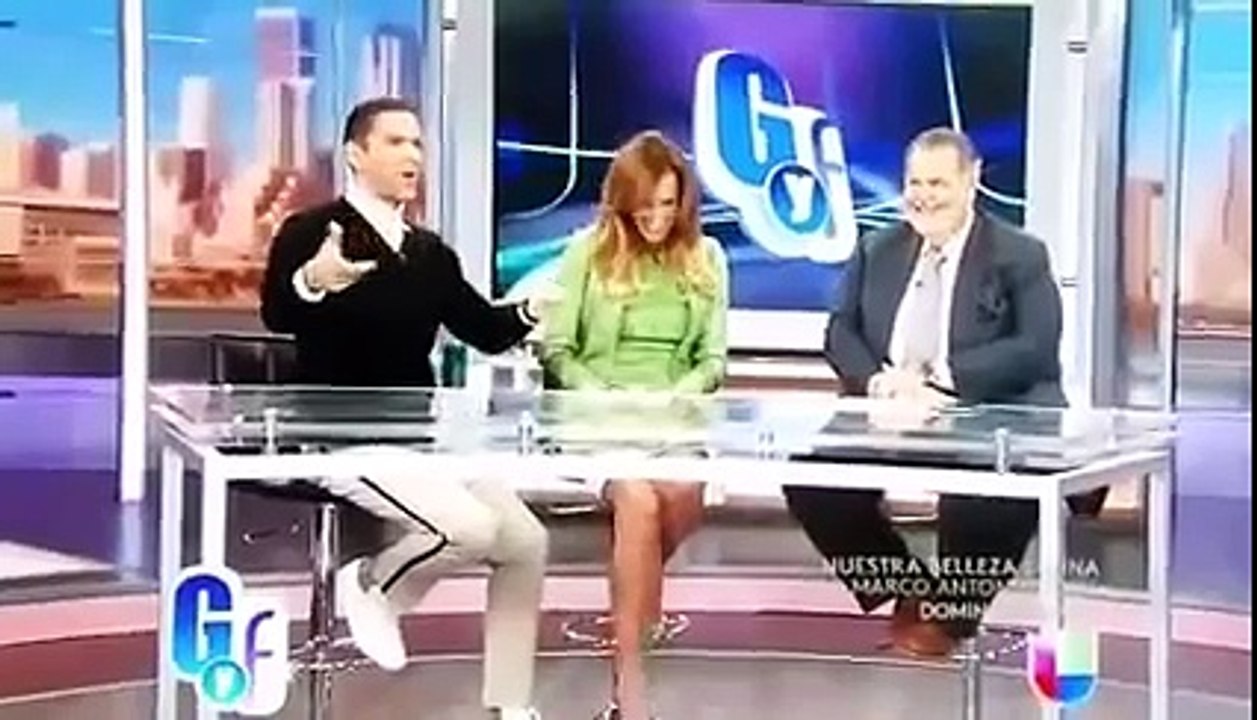 Rodner Figueroa llamo SIMIO a Michelle Obama - Rodner Figueroa called APE to Michelle Obama