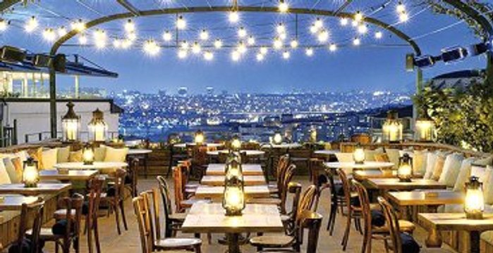 Zengin Türkler Soho House'a Üye Olmak İçin Yarışıp Sıraya Giriyorlar