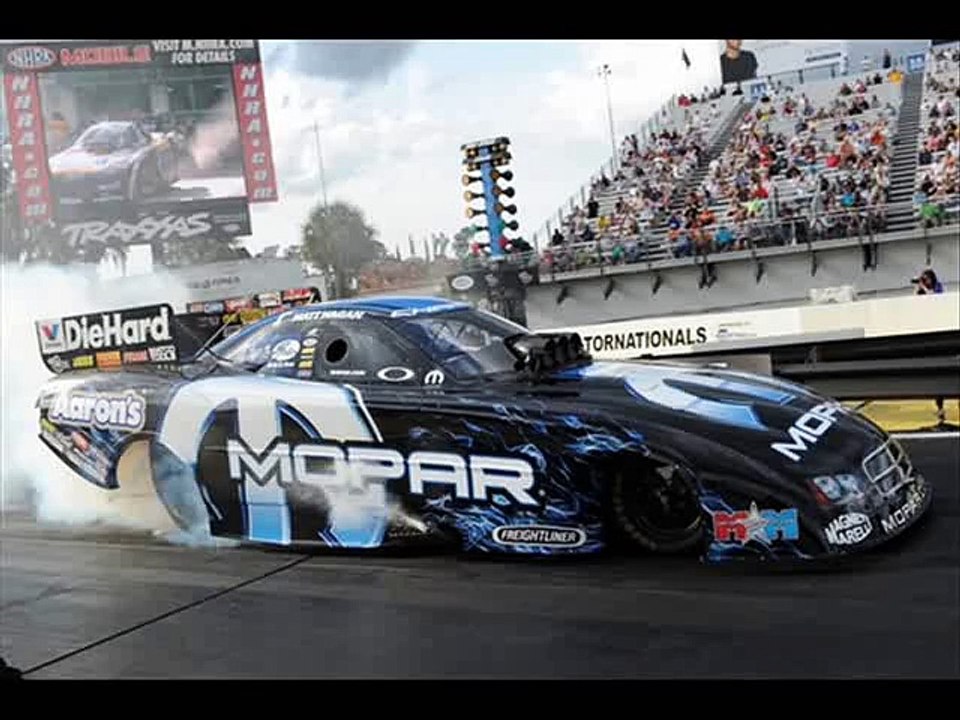 live NHRA Gatornationals on digital device