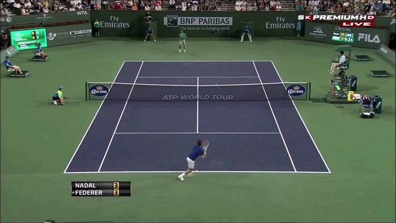 Federer toying with Nadal