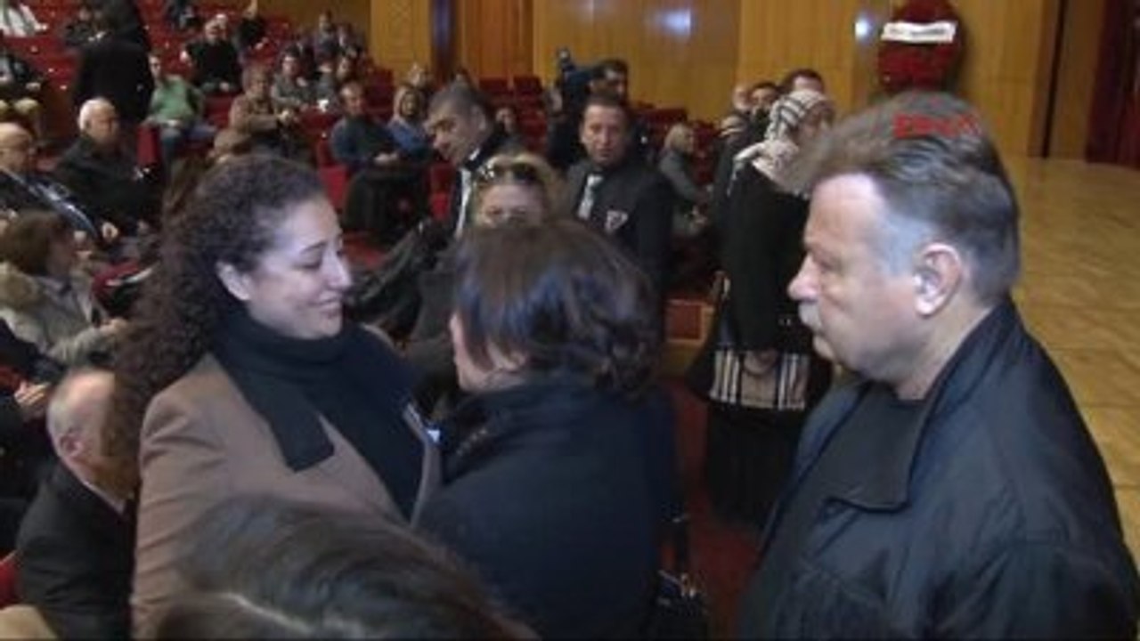 Erol Büyükburç'a İlk Tören Cemal Reşit Rey'de