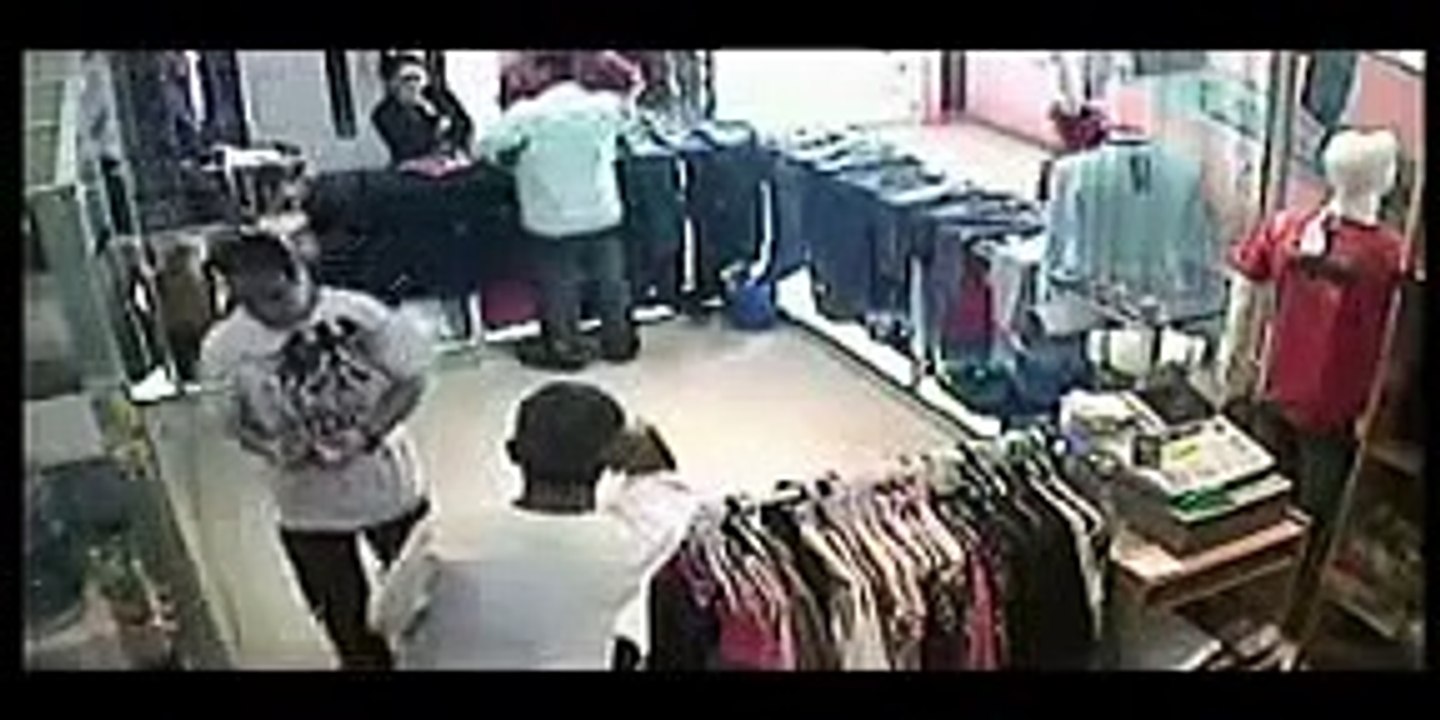 Terremoto en Colombia de 6,6 - Registran temblor de 6.6 en Santander - RAW VIDEO