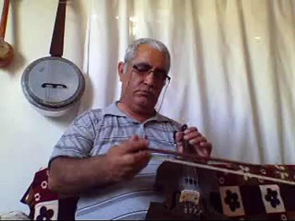 Mut'lu Fikri Demir-Zeytin dalları-Mut yöresi folklor oyun havası(Zeybek)anonim.