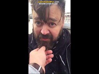 Sakallıları Pek Seven Adam