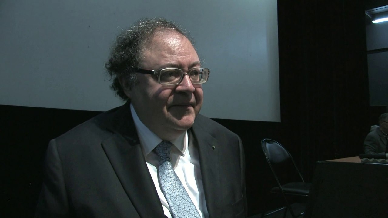 Interview du violoncelliste Frédéric Lodéon