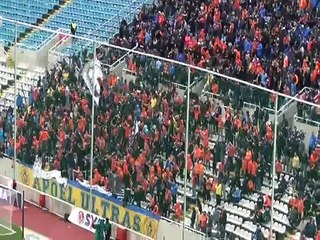 Εικόνες από τις εξέδρες στο Ομόνοια-ΑΠΟΕΛ (14-03-2015)