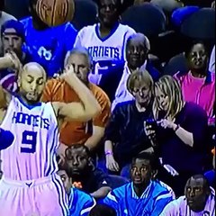 Elle se fait CASSER LE NEZ en plein match de Basket !