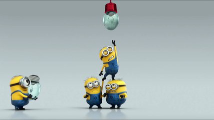 Minions Funny - Fix the lamp!