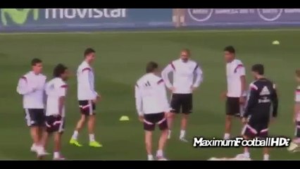 Cristiano Ronaldo and James Rodriguez Funny Moments - Cristiano Ronaldo fake vs James 2014 - YouTube