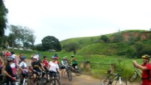 Mtb, 48 amigos, Trilha Baracéia, Barreiro, Taubaté, SP, Brasil, (4)