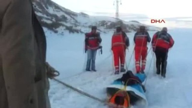 Adıyaman - Nemrut Dağı'nda Mahsur Kalan Bekçi Donmak Üzereyken Kurtarıldı
