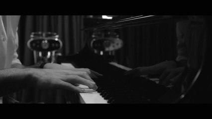 Justin_Timberlake_Ft._Jay_Z_-_Suit_&_Tie