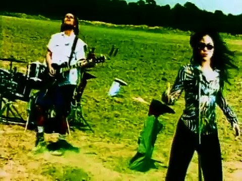 Shakira - Pies Descalzos