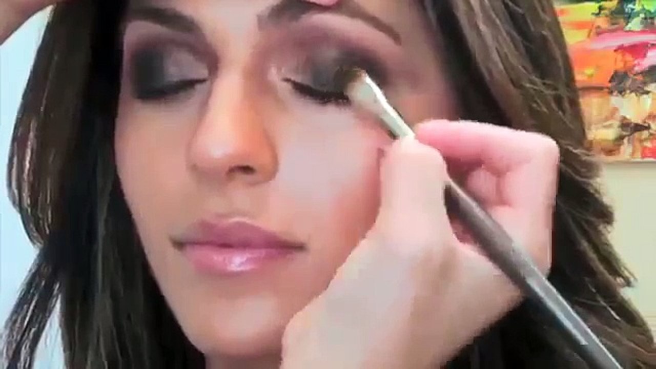 SMOKEY EYE TUTORIAL