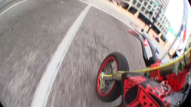 -Bike Vs Police CHASE Motorcycle Stunts RUNNING From The Cops Riding WHEELIES Cop CHASES