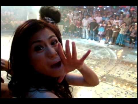 Behind the Scene: Toni Gonzaga rehearsing for Wowowee (10/24/09)