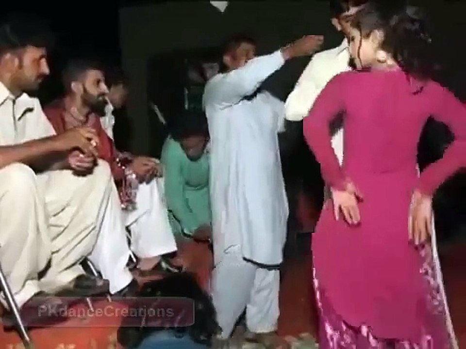 Very Hot Dance Party In Pakistan