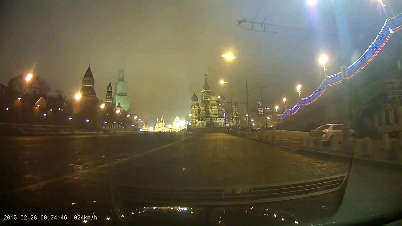 Видеорегистратор: 4 минуты после убийства Немцова [23:35 27.02.2015]