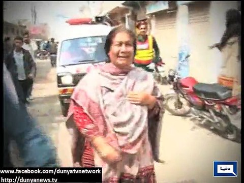 Dunya News - Lahore: General Hospital floods with affected families of church blast