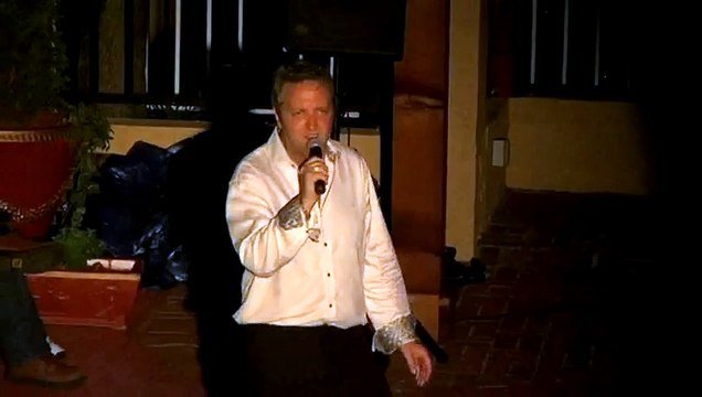 Colin Paul sings Single Shinning Star at Days Inn Pool Party Elvis Week (video)