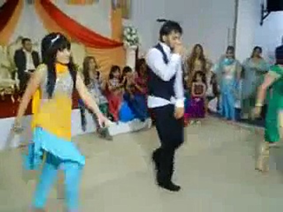Pakistani wedding dance HD