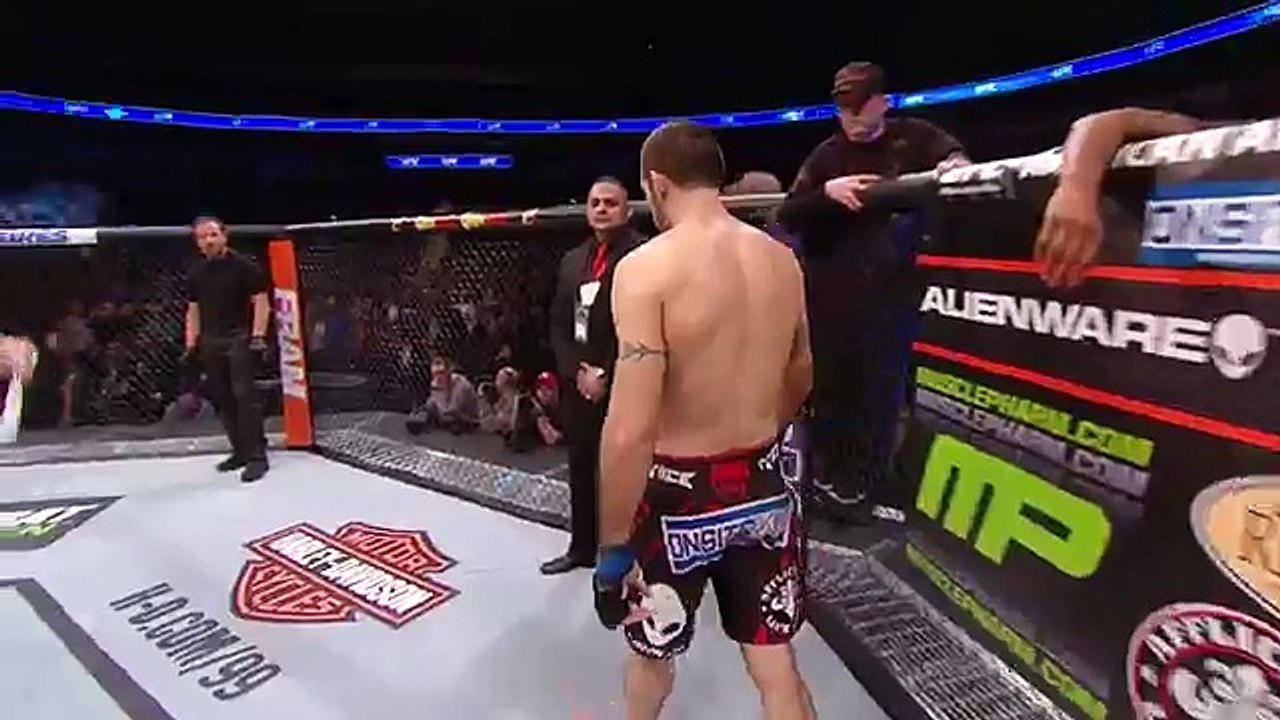 Johny Hendricks x Matt Brown