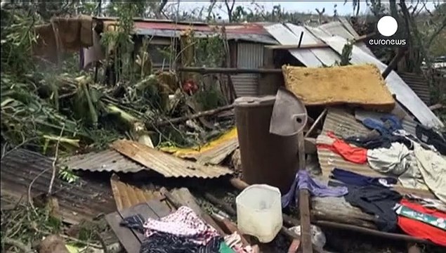 کمک رسانی به مردم سانحه دیدۀ وانواتو