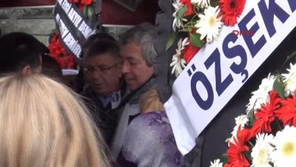 Eskişehir Köpeklerin Parçaladığı Erinç Gözyaşlarıyla Toprağa Verildi