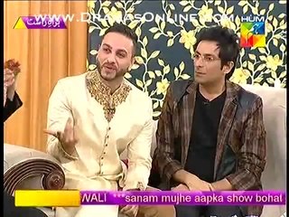 Pakistani Mathira Ne Behuda Andaz Me Kiya Husband Fathan Ko Propose 2015