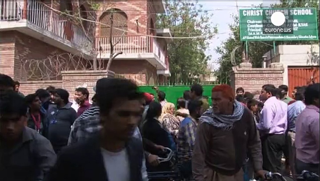 Pakistan: lynchjustiz nach taliban-doppelanschlag