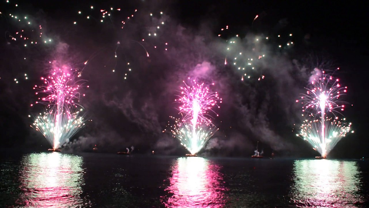 CARNAVAL DE NICE 2015 - FEU D'ARTIFICE - Roi de la Musique © Brigitte Lachaud