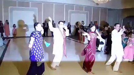 Desi Girls BHANGRA Mast
