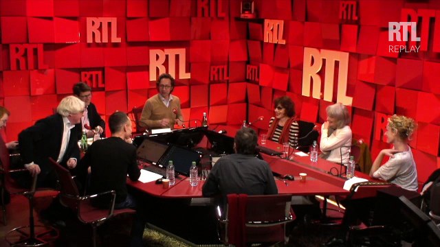 En ce mardi 17 mars, Stéphane Bern reçoit Judith Magre et Edith Scob dans A La Bonne Heure du 17 03 15 Part 2