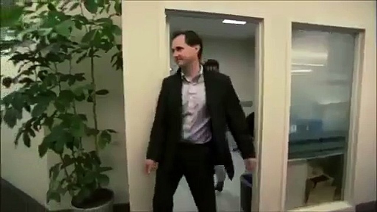 man with artificial leg