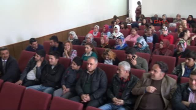 Gaziantep?te Emlak Danışmanlığı Kursiyerlerine Sertifika