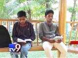 Group that hold classes in parks for board students who can't afford tutors - Tv9 Gujarati