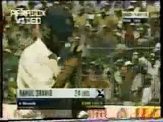 Shoaib Akhtar - Consequtive Yorkers to Dravid & Sachin