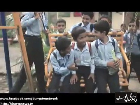 bara dushman bana pherta hayBara Dushman Bana Phirta haiy Jo Bachon se Larta Haiy - Video n