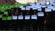 Roma, flash mob delle guide turistiche contro il doppio esame di abilitazione