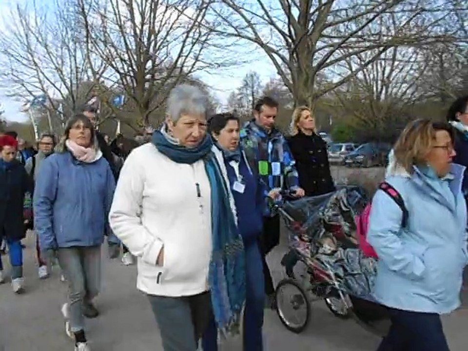 Beauvais : Marche bleue