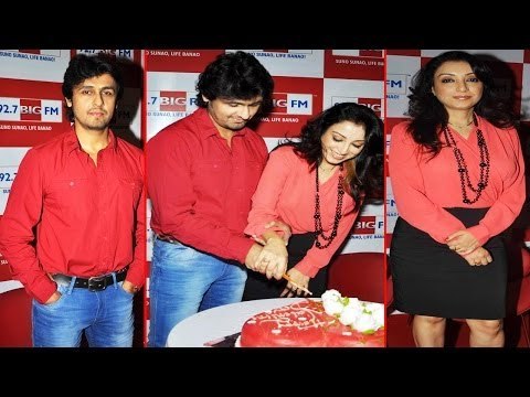 Sonu Nigam & Wife Madhurima @ 92.7 Fm Celebrating Valentine's Day